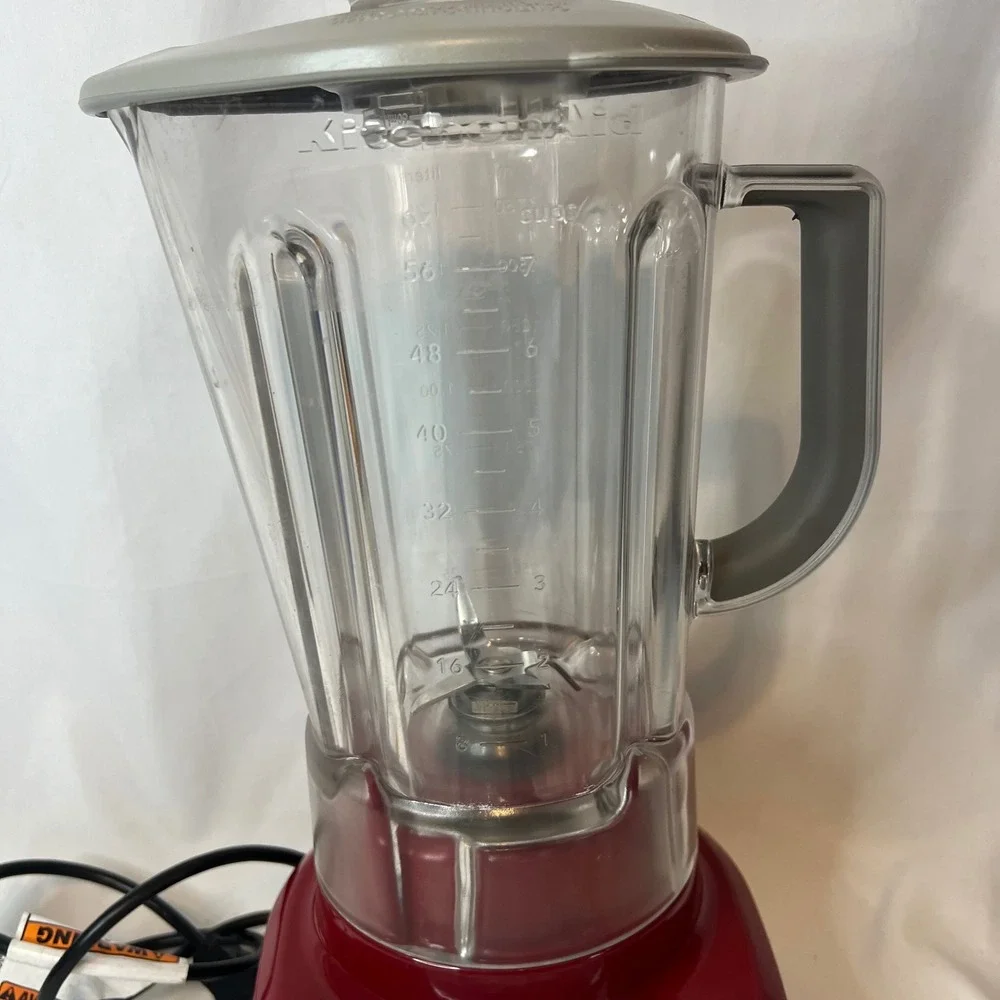 KitchenAid KSB5 Empire Red 5-Speed Classic Countertop Blender with Pitcher & Lid